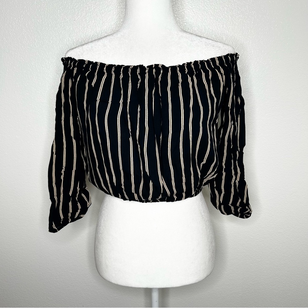 Brandy Melville Womens Black Striped Off The Shoulder Crop Top OS Size Small